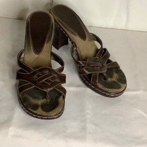 Mudd Brown Heel Sandals